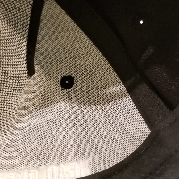 Head over Heels Kenneth Cole cap - Picture 7 of 7